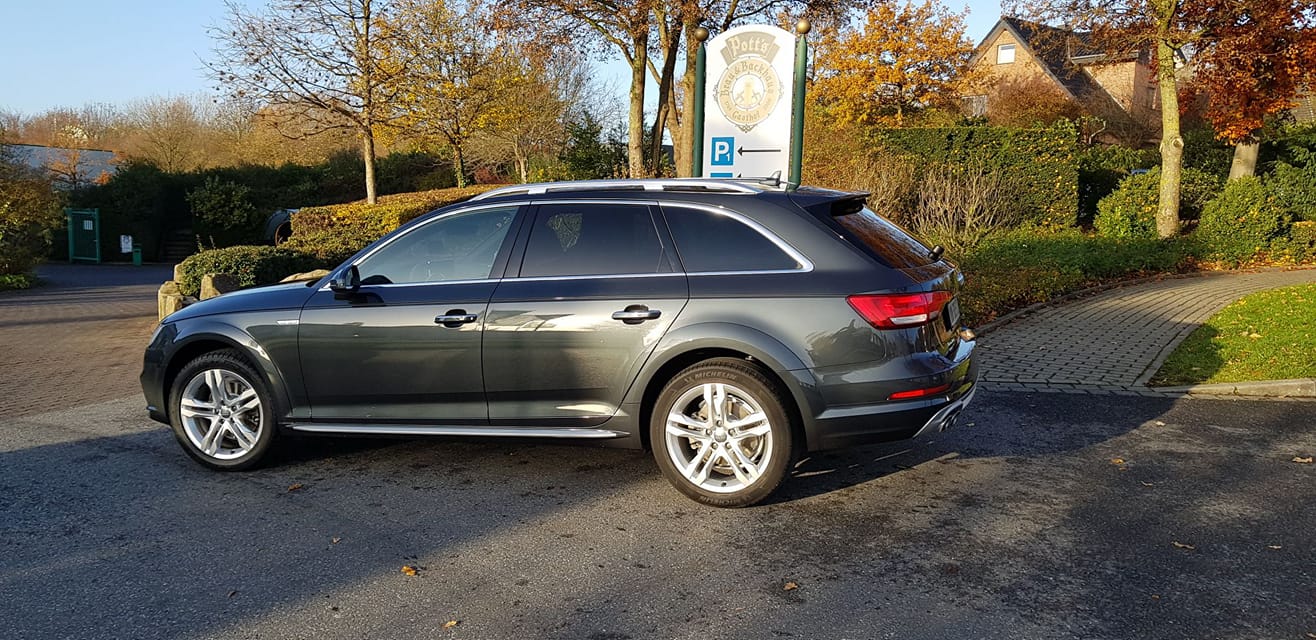 AUDI A4 Allroad Oelde saultain