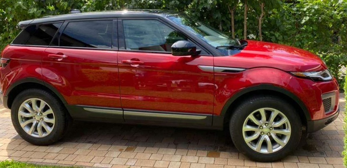 Evoque rouge vif